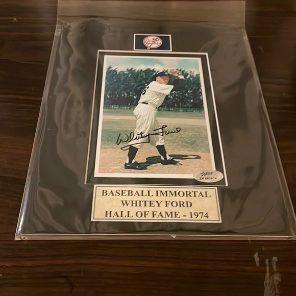 - Whitey Ford autograph photo matted - Picture 1 of 2